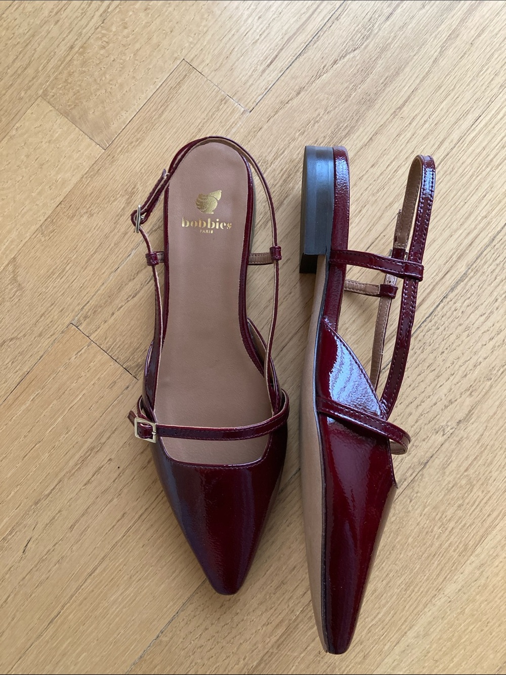 NWOB: Bobbies Paris “Amel” Women's Burgundy Patent Pointed Slingback Flats - Picture 2 of 3